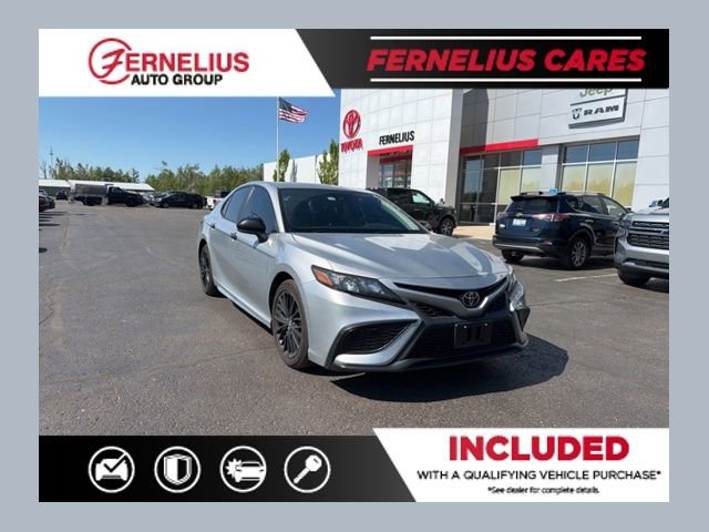Used 2021 Toyota Camry SE