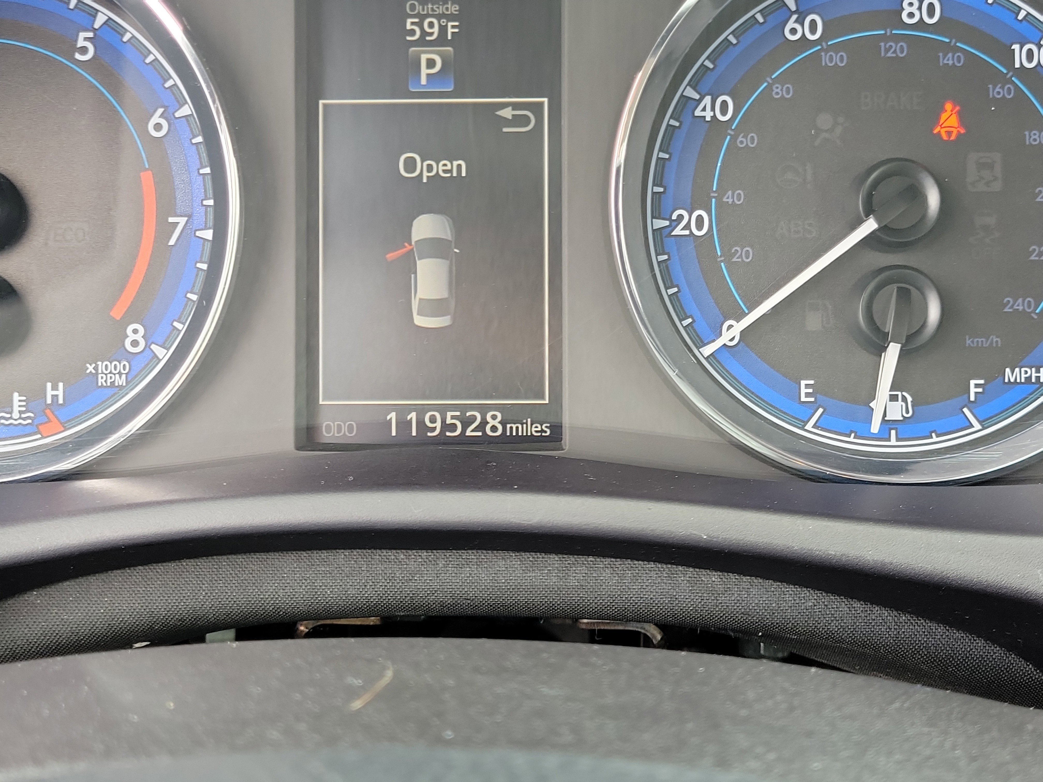 Used 2017 Toyota Corolla SE FWD image 25