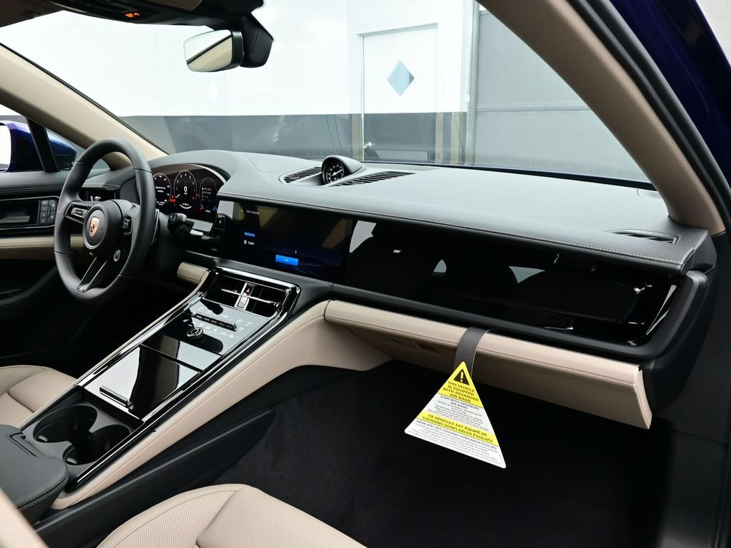 Certified 2026 Porsche Panamera 4 AWD/4WD image 19