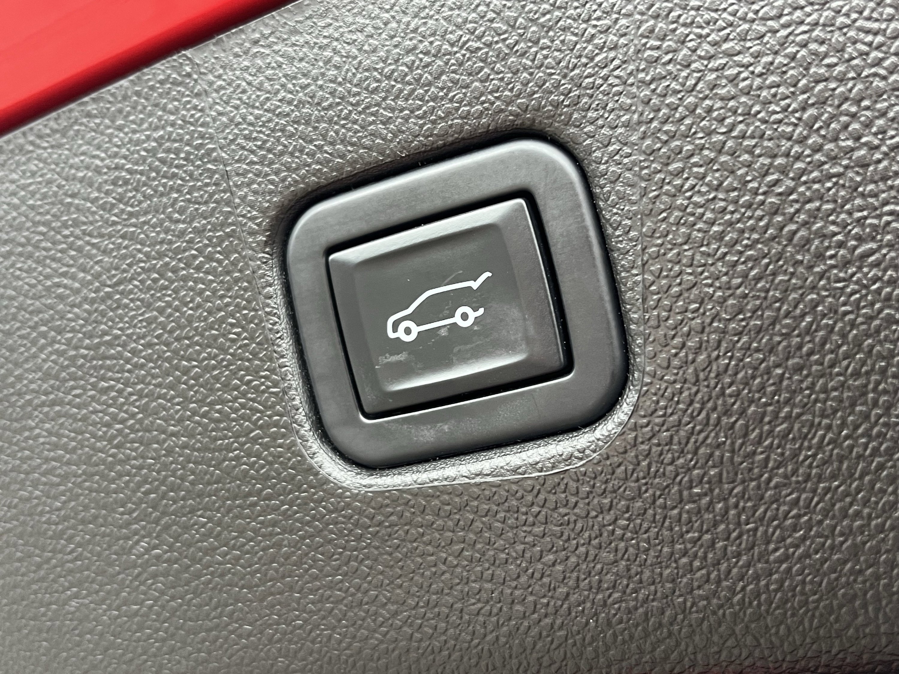 Used 2023 Chevrolet Blazer LT w/ Convenience Package image 32