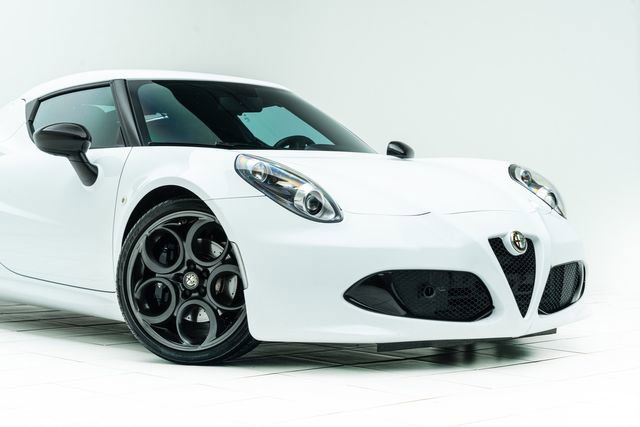 Used 2015 Alfa Romeo 4C Coupe w/ Leather Interior Group image 4