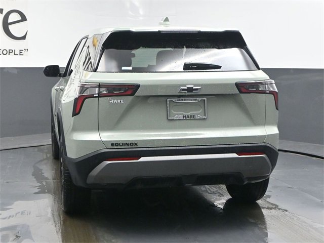 New 2026 Chevrolet Equinox LT w/ Convenience Package II image 13