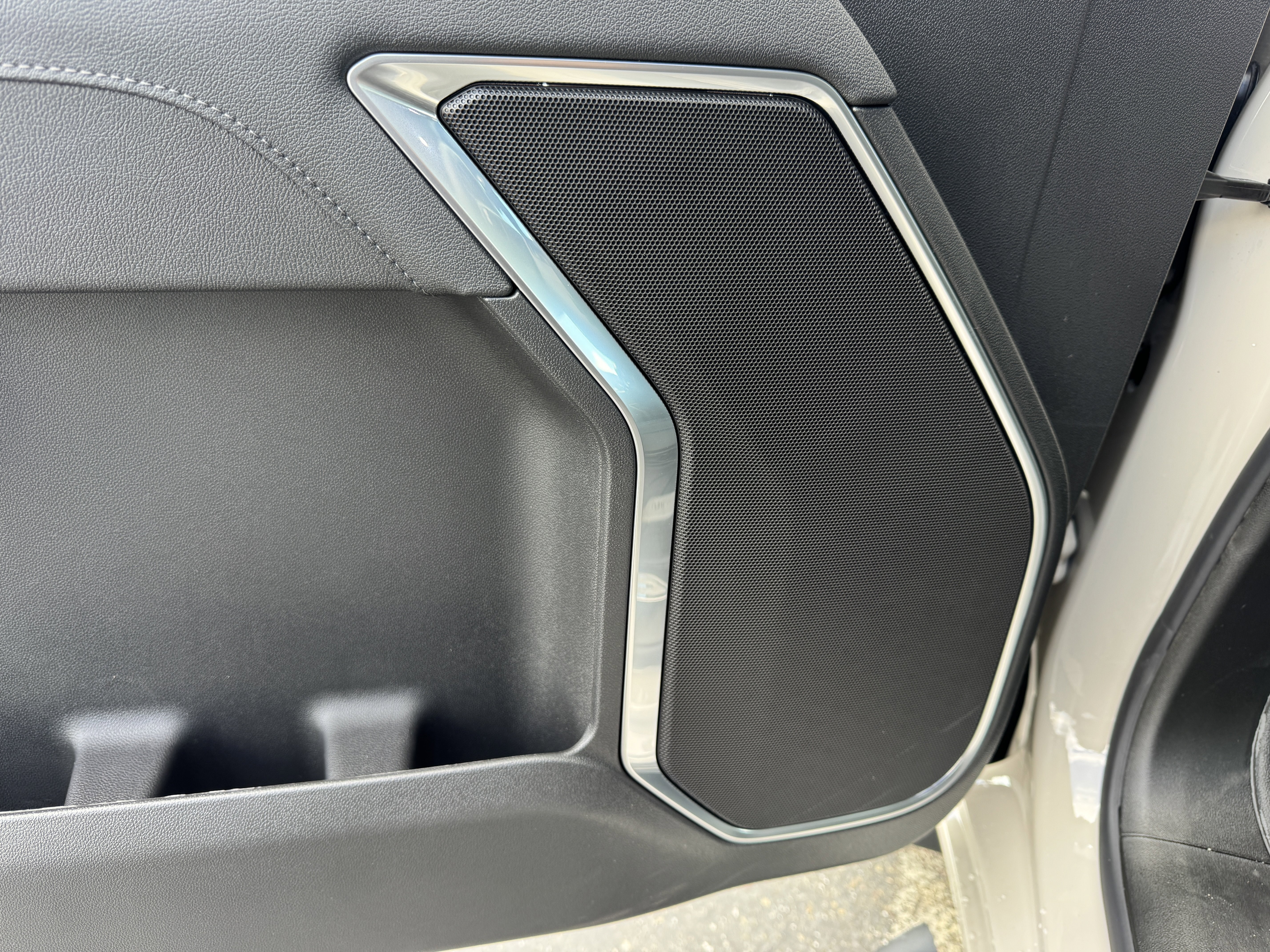 New 2026 Chevrolet Silverado 1500 RST w/ RST Select Package AWD/4WD image 13