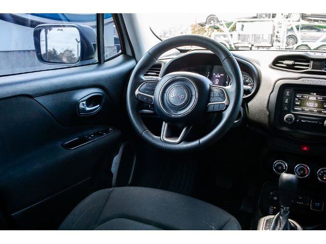Used 2017 Jeep Renegade Sport w/ Power & Air Group image 14