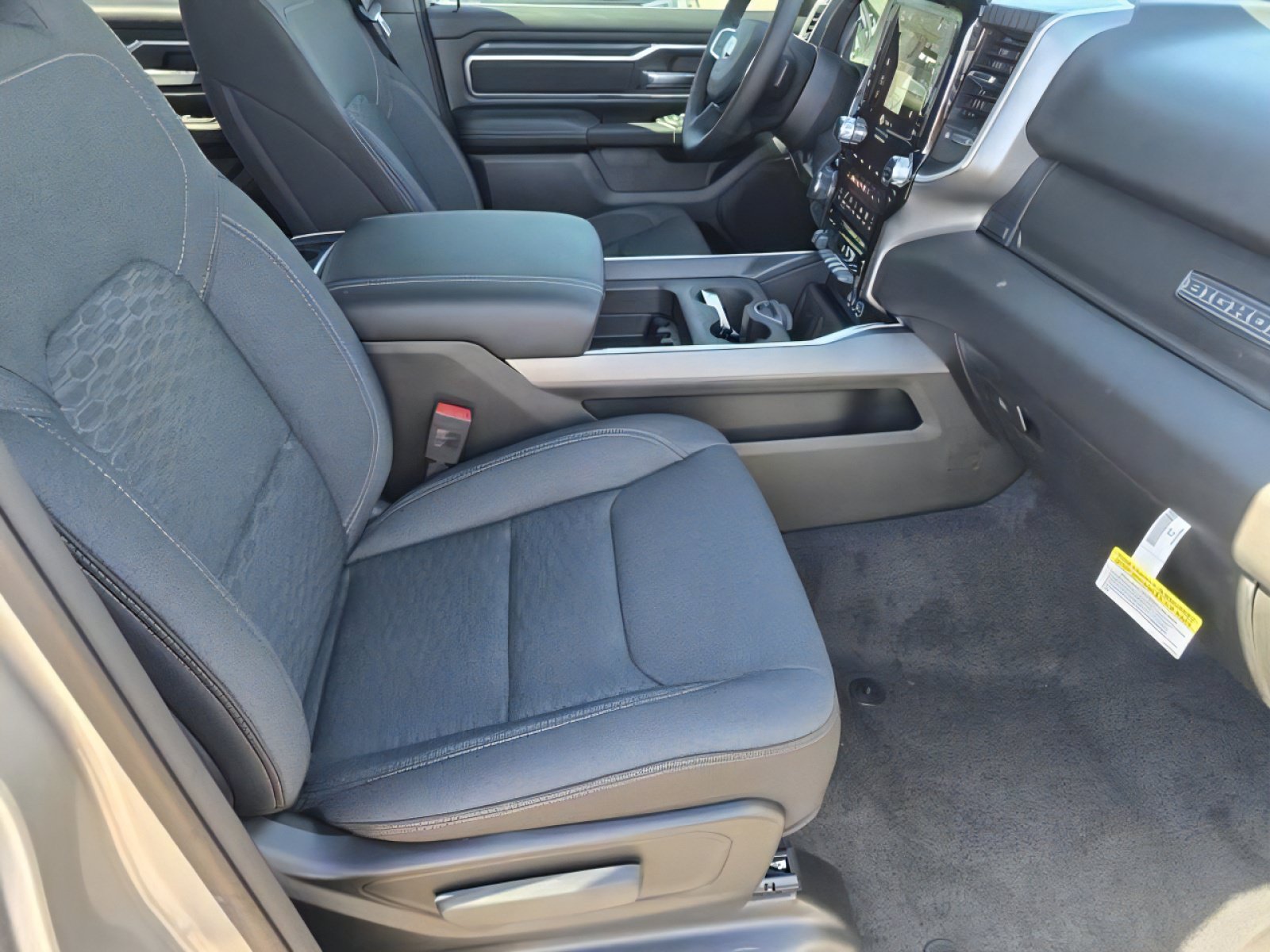 New 2026 RAM 1500 4x4 Crew Cab image 12
