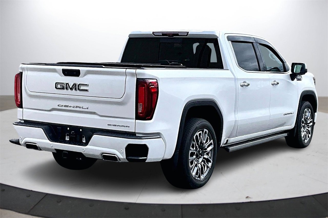 Used 2023 GMC Sierra 1500 Denali Ultimate image 9