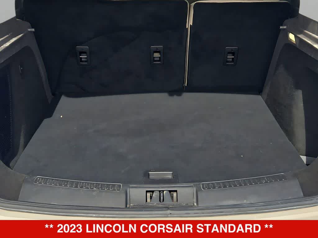 Used 2023 Lincoln Corsair FWD image 34