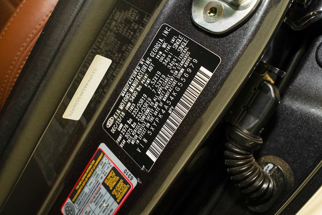 Used 2019 Kia Sorento SX image 23