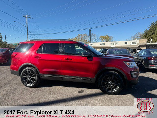 Used 2017 Ford Explorer XLT w/ Equipment Group 202A AWD/4WD image 2