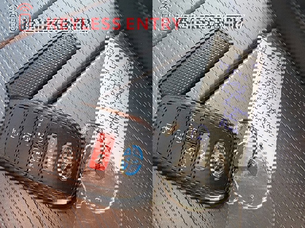 Used 2025 Toyota Sienna LE w/ LE Plus Package image 33