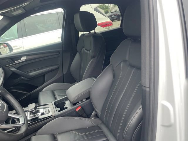 Used 2025 Audi Q5 2.0T Premium Plus w/ Premium Plus Package AWD/4WD image 4