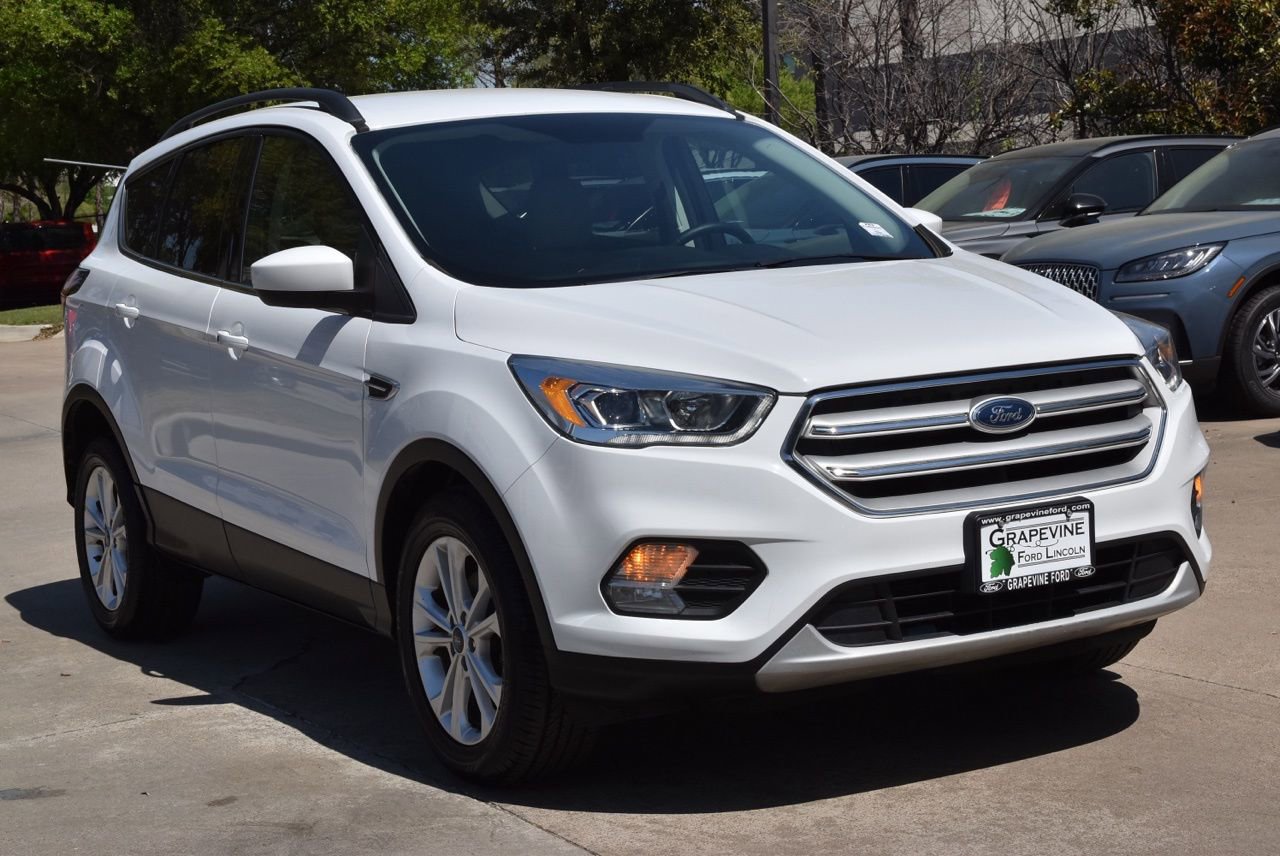 Used 2019 Ford Escape SEL image 4