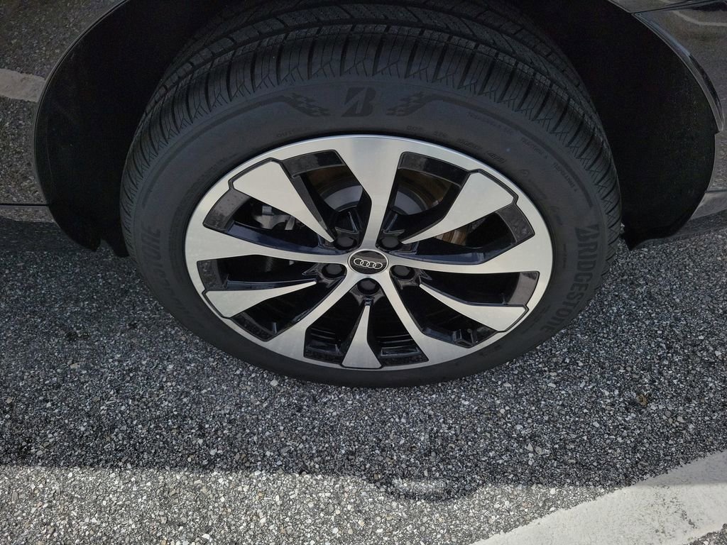 New 2026 Audi Q3 quattro 2.0T AWD/4WD image 29