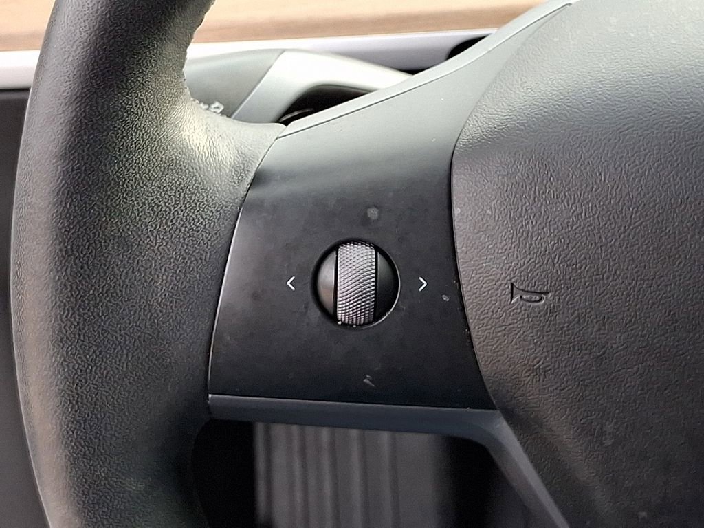 Used 2022 Tesla Model 3 Long Range image 28