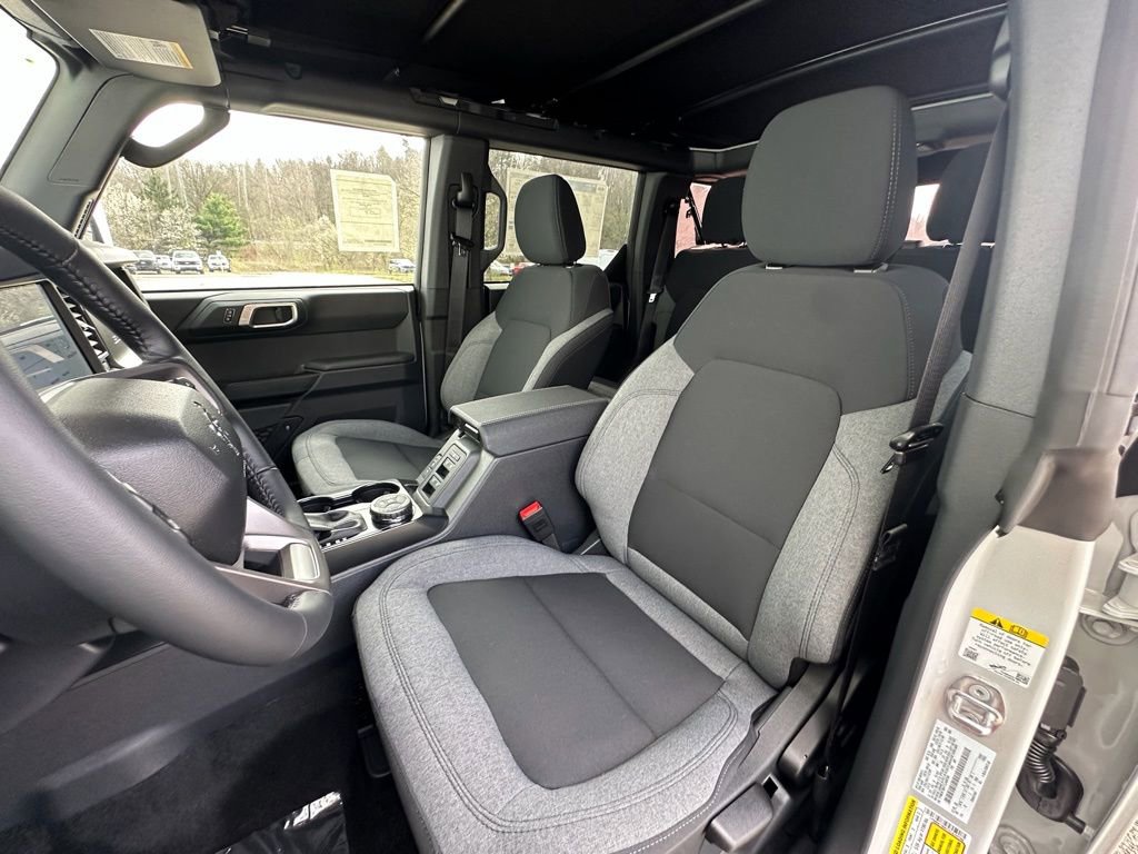 New 2026 Ford Bronco Big Bend w/ Black Appearance Package image 16