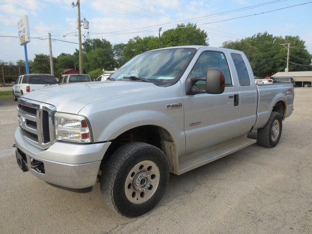 Used 2007 Ford F250 XLT image 4