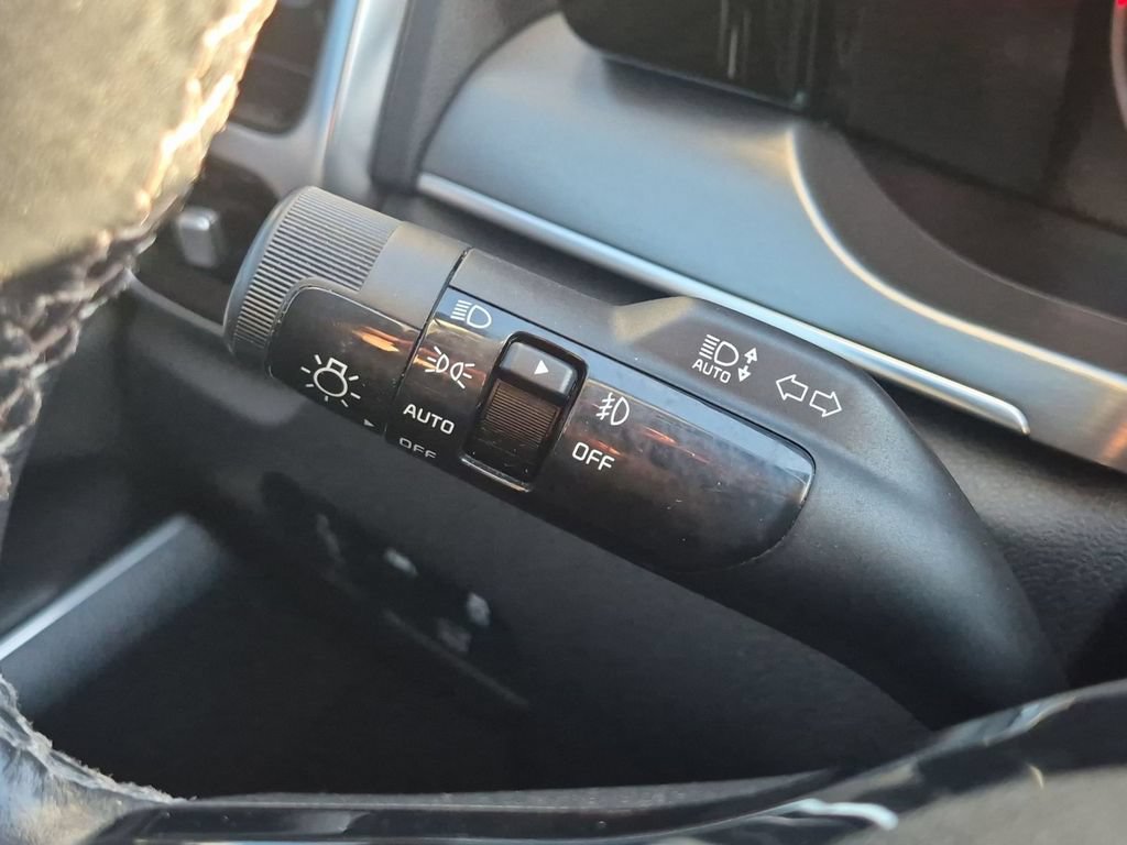 Used 2021 Kia Sorento SX AWD/4WD image 21