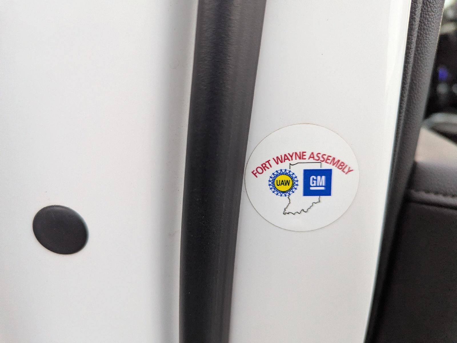 Used 2020 Chevrolet Silverado 1500 LTZ w/ LTZ Convenience Package image 32