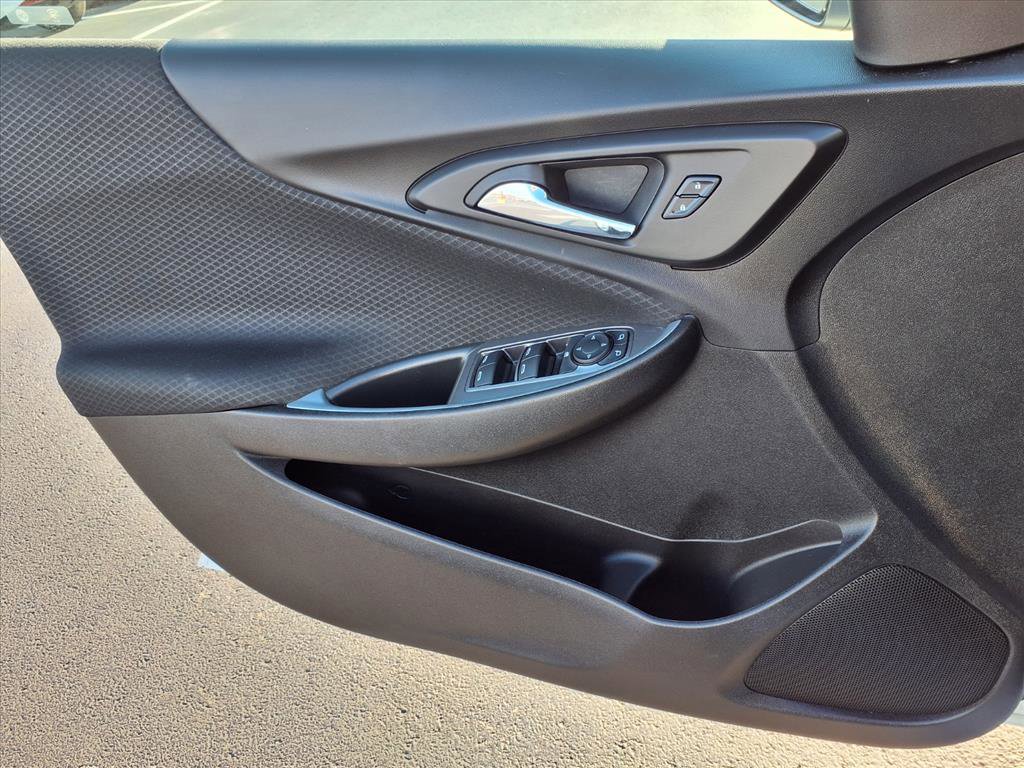 Used 2025 Chevrolet Malibu LS w/ LPO, Floor Liner Package image 16