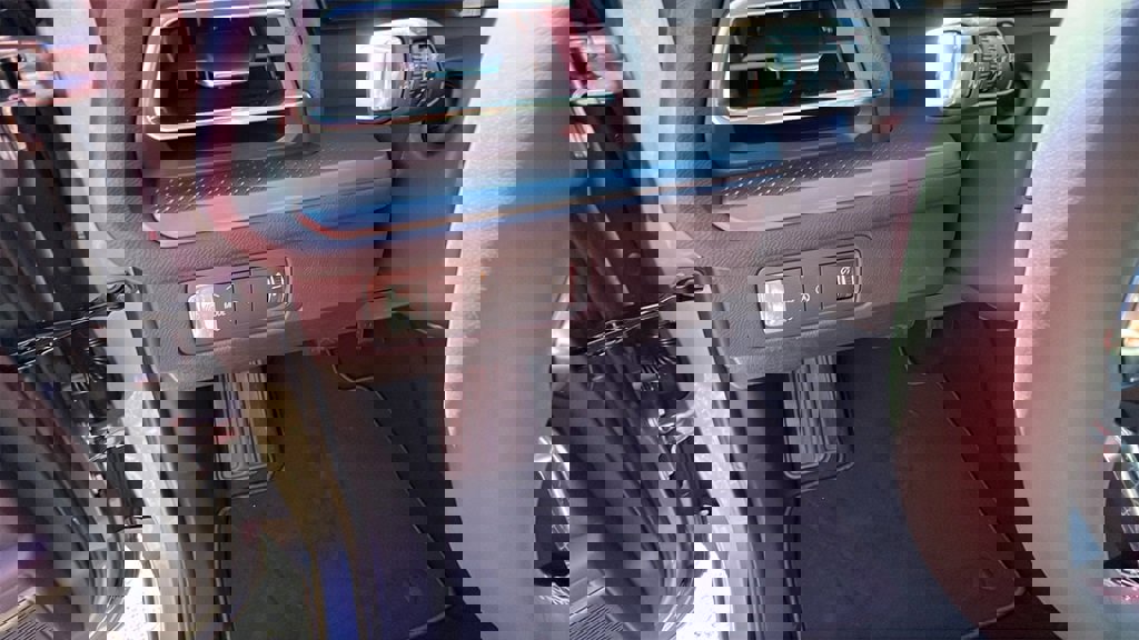 New 2026 Chevrolet Traverse LT w/ Midnight/Sport Edition image 20