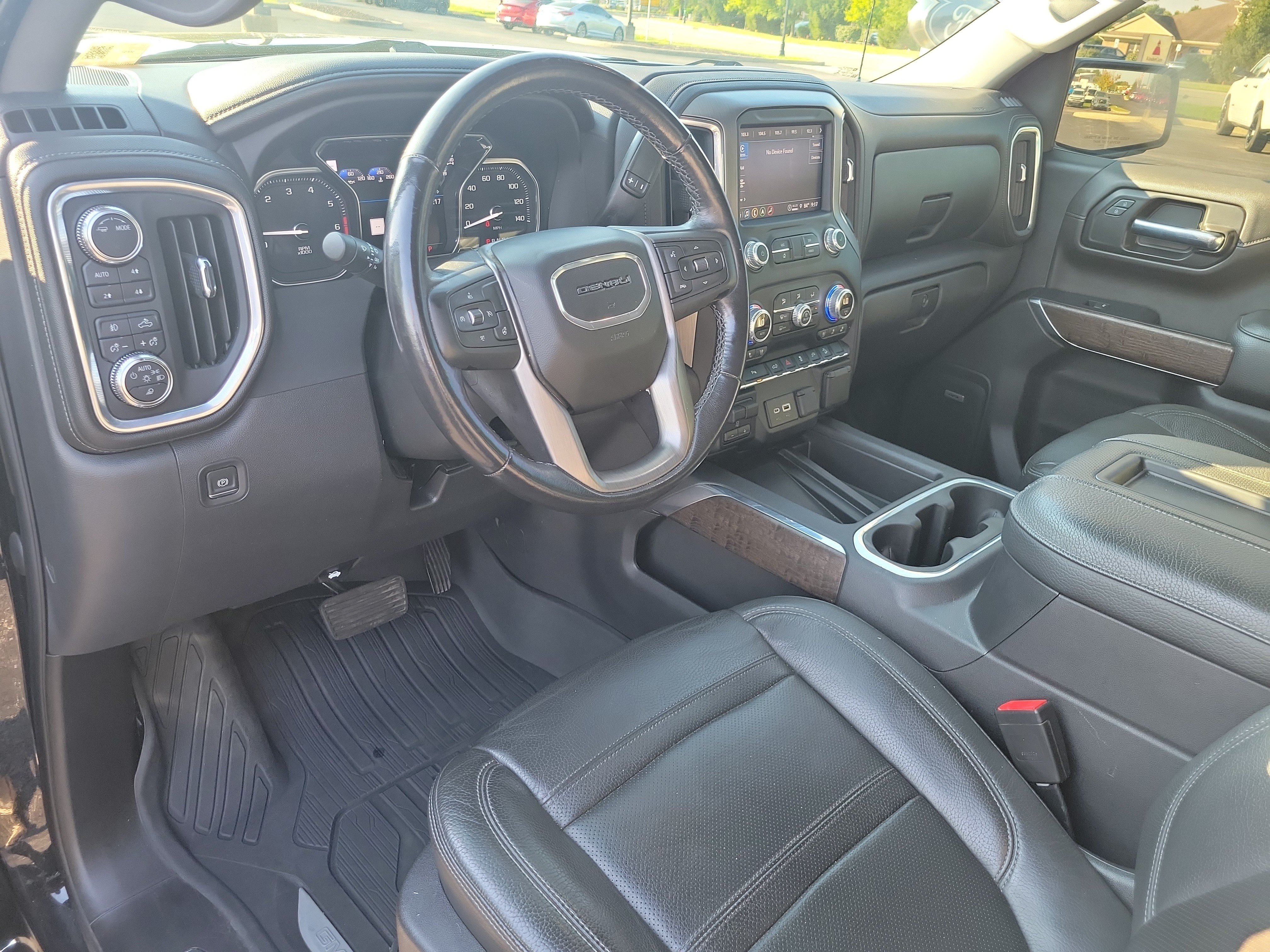 Used 2022 GMC Sierra 1500 Denali AWD/4WD image 18