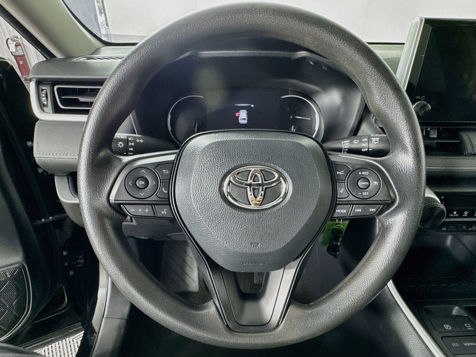 Certified 2025 Toyota RAV4 LE FWD image 11