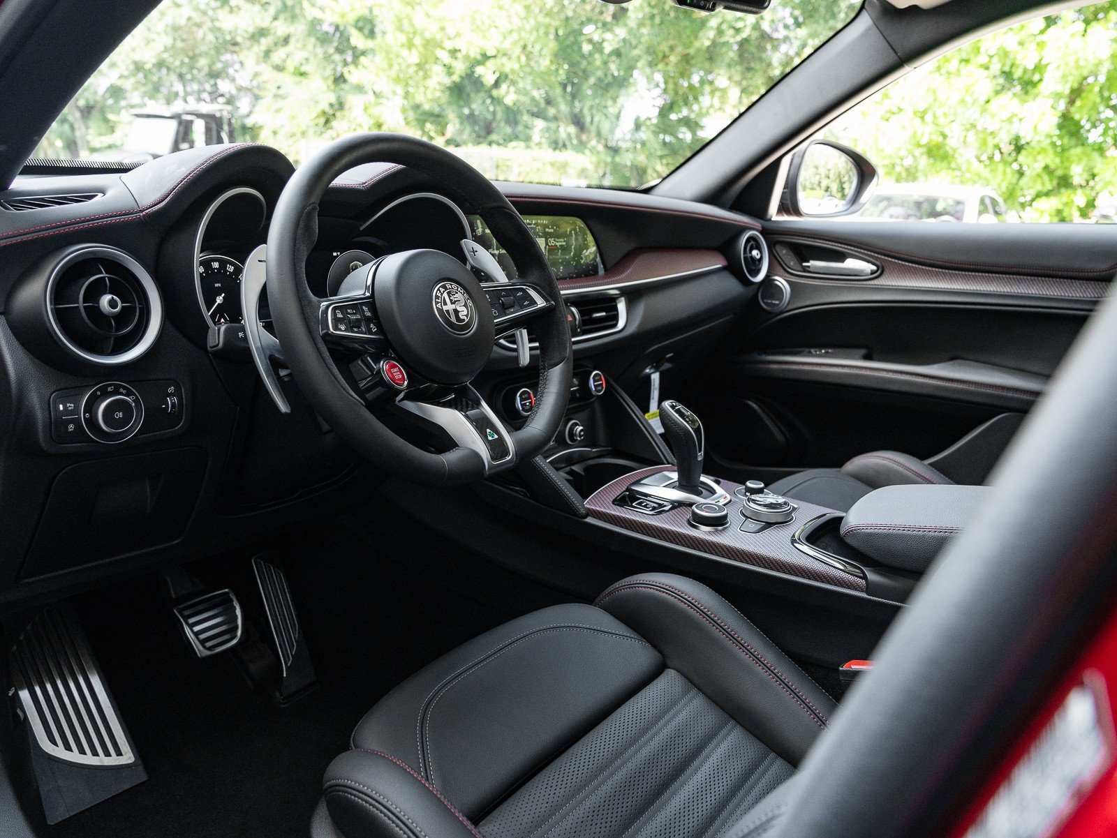 New 2024 Alfa Romeo Stelvio Quadrifoglio image 17