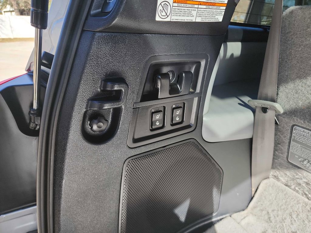 Used 2016 Toyota Sequoia Limited w/ Safety & Convenience Package image 42