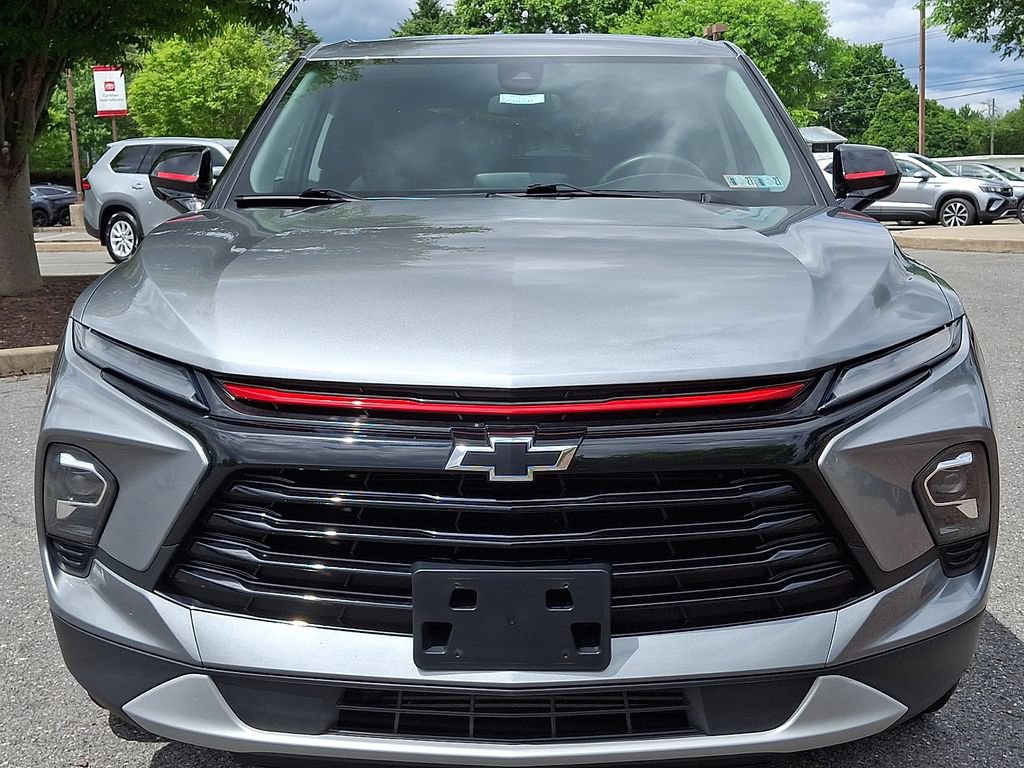 Used 2023 Chevrolet Blazer LT AWD/4WD image 4