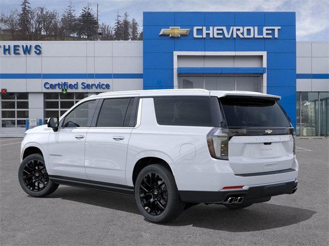 New 2026 Chevrolet Suburban High Country image 3