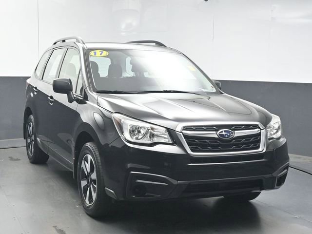 Used 2017 Subaru Forester 2.5i w/ Alloy Wheel Package image 2