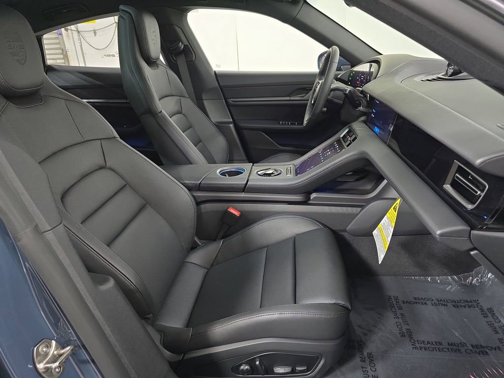 New 2026 Porsche Taycan image 27