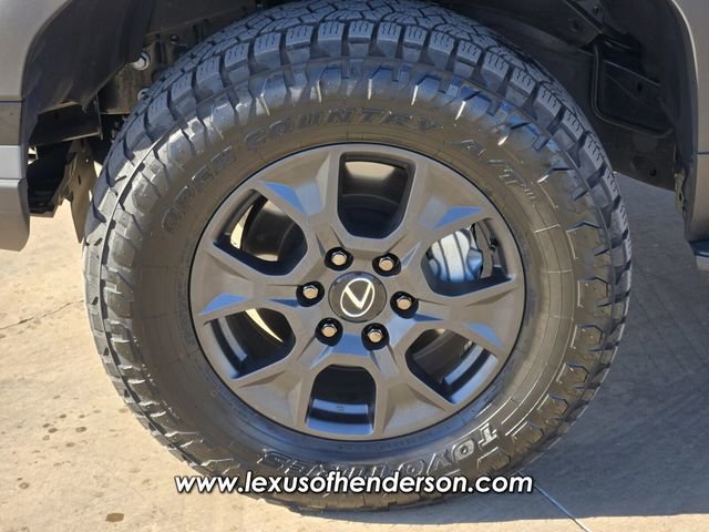 Certified 2025 Lexus GX 550 w/ Accessory Package (CT) image 10