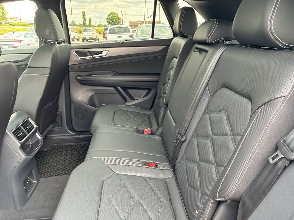 New 2026 Volkswagen Atlas Cross Sport SE AWD/4WD image 19