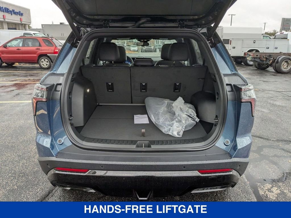 New 2026 Chevrolet Equinox RS w/ Convenience Package III image 32