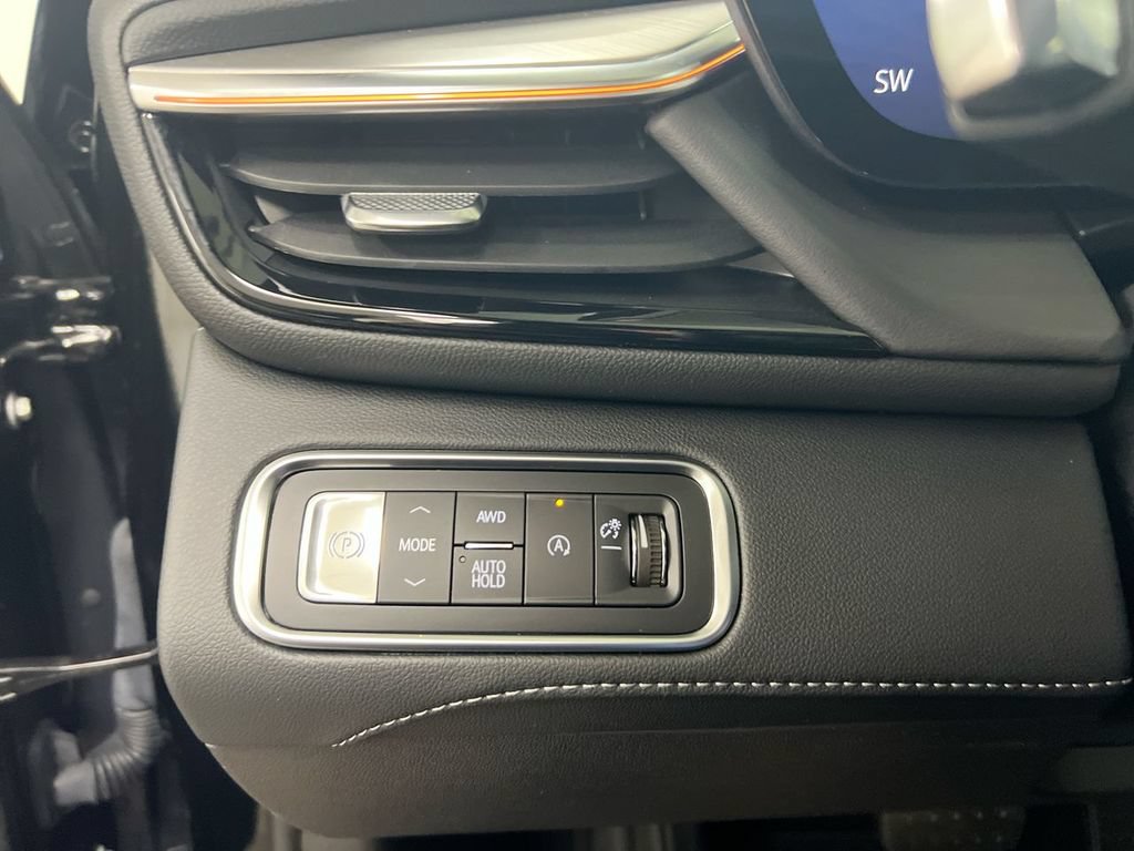 New 2026 Buick Enclave Avenir w/ Super Cruise Package AWD/4WD image 19