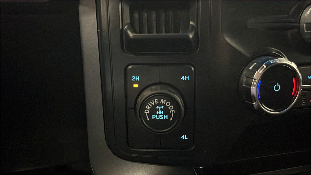 Used 2025 Ford F150 XLT w/ Equipment Group 302A MID AWD/4WD image 29