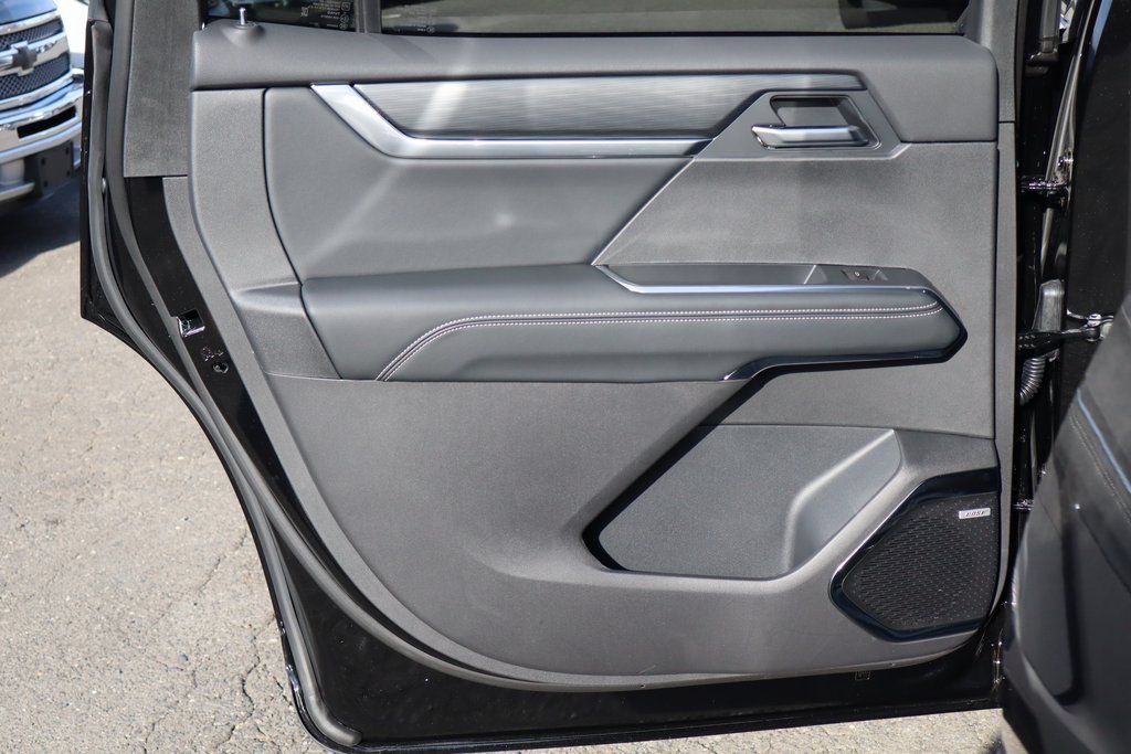 New 2026 GMC Acadia Elevation w/ Black Edition FWD image 17