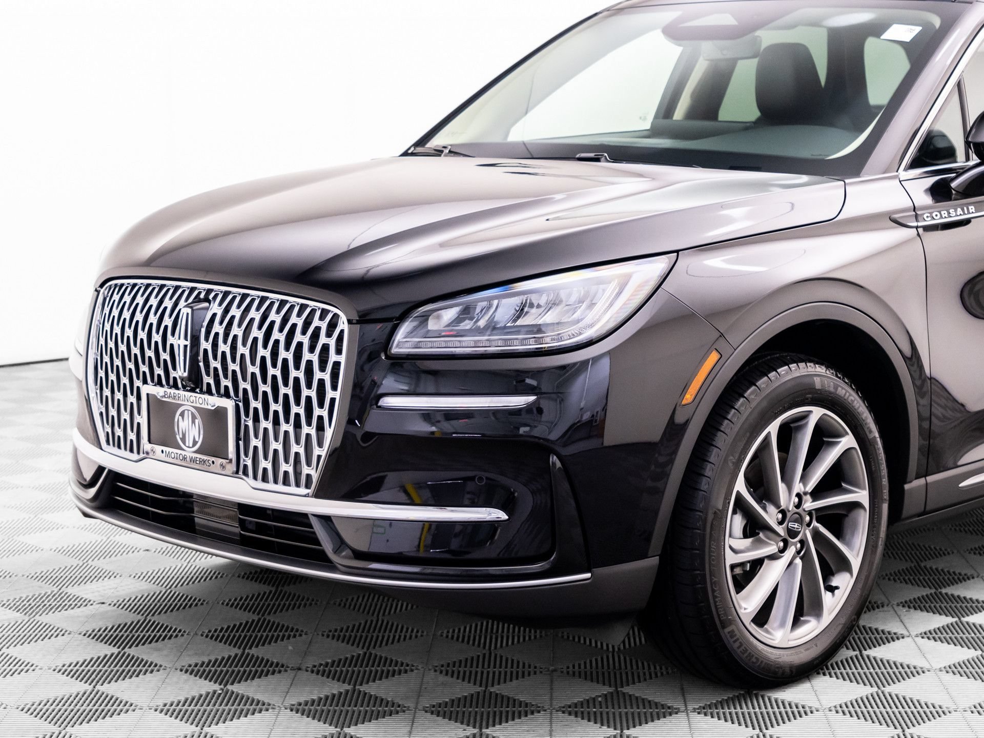Used 2025 Lincoln Corsair AWD w/ Equipment Group 101A image 40