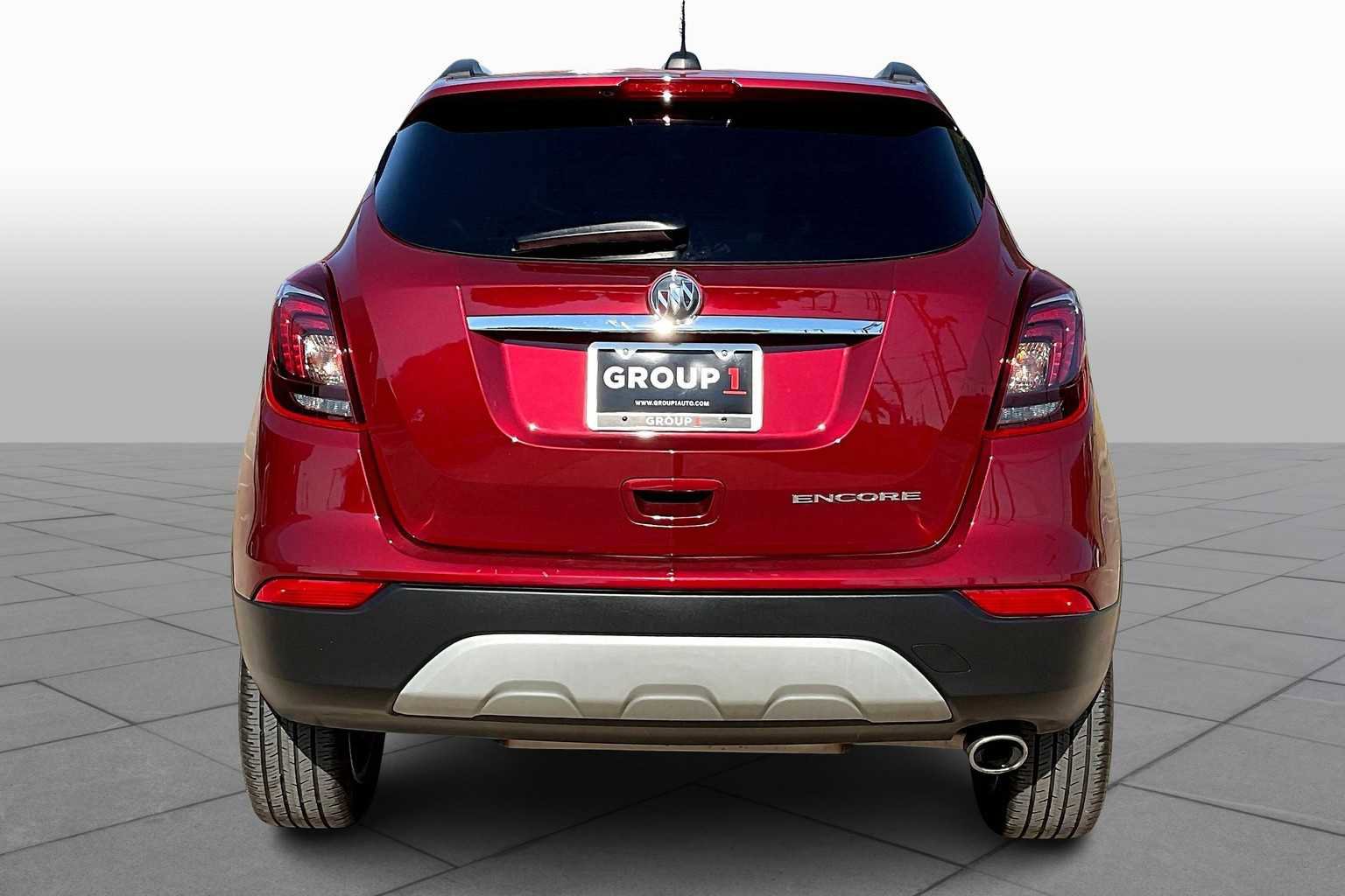 Used 2022 Buick Encore Preferred w/ Safety Package image 4