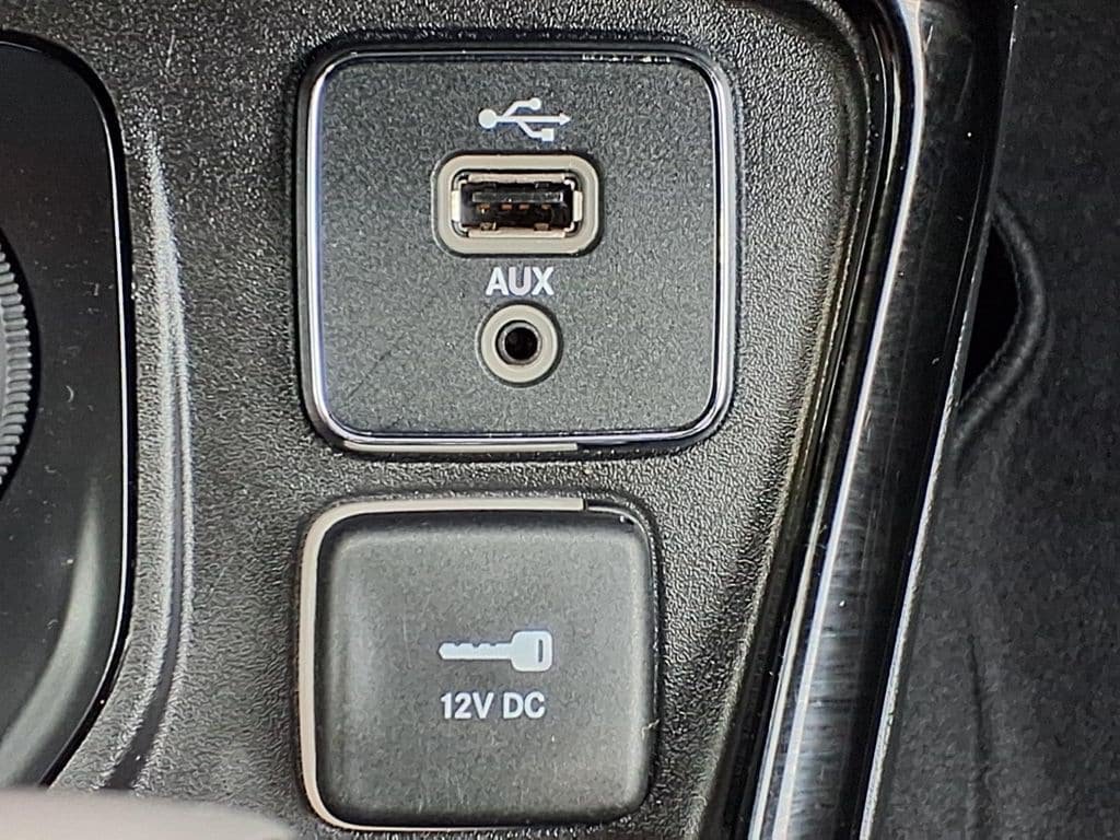 Used 2018 Jeep Compass Limited w/ Navigation Group AWD/4WD image 22