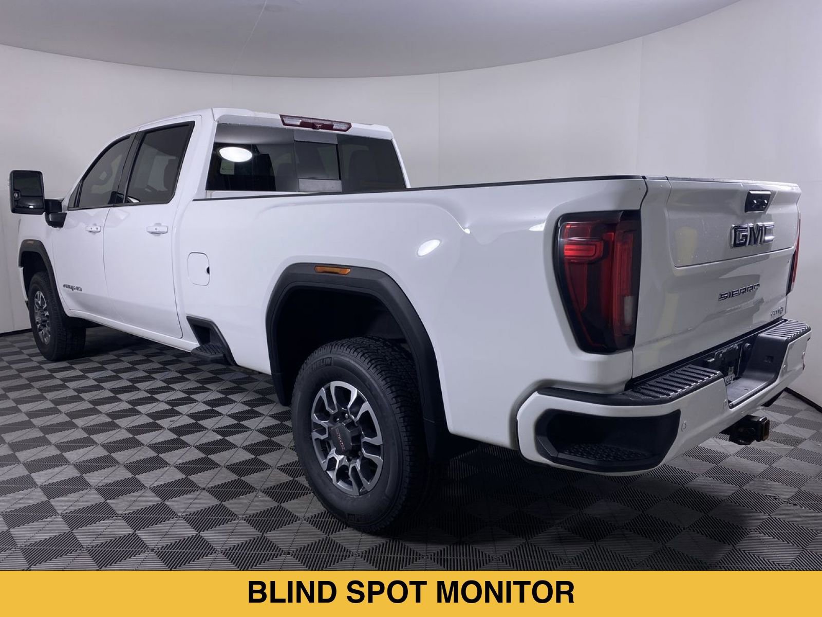 Certified 2022 GMC Sierra 2500 AT4 w/ AT4 Preferred Package AWD/4WD image 19