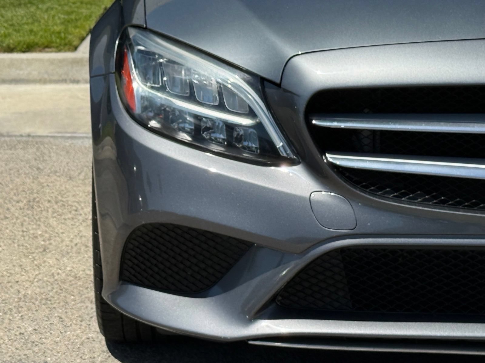 Used 2019 Mercedes-Benz C 300 Sedan w/ Premium Package image 7
