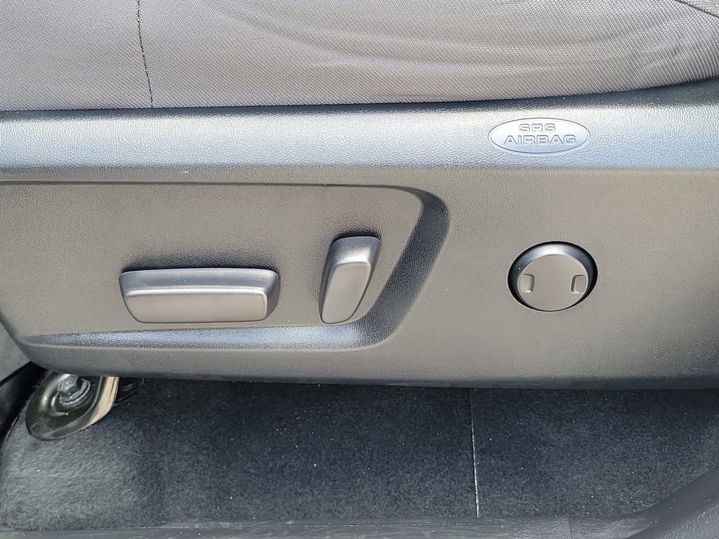 Used 2021 Toyota Tundra SR5 w/ SR5 Upgrade Package image 24