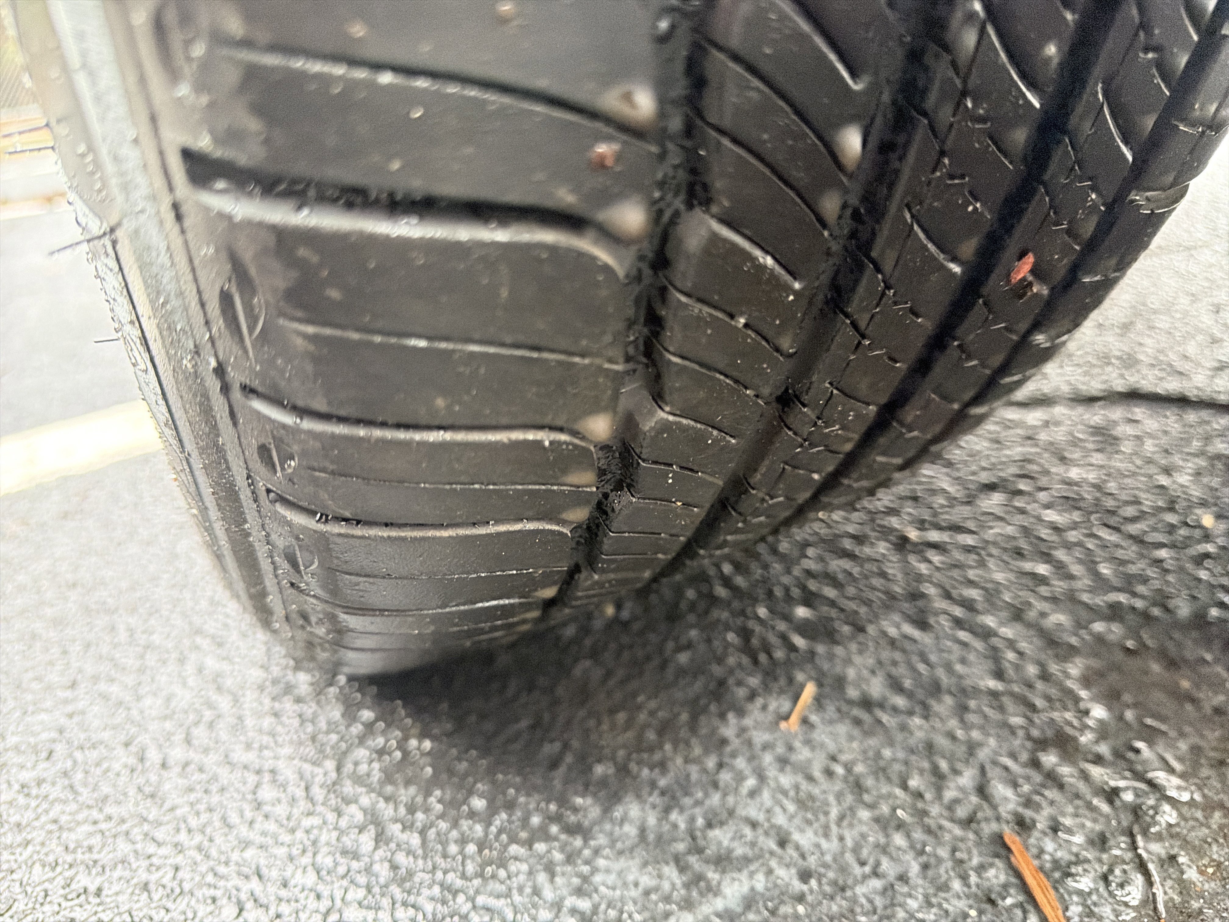 Used 2026 Volvo XC40 B5 Plus w/ Protection Package Premier image 12