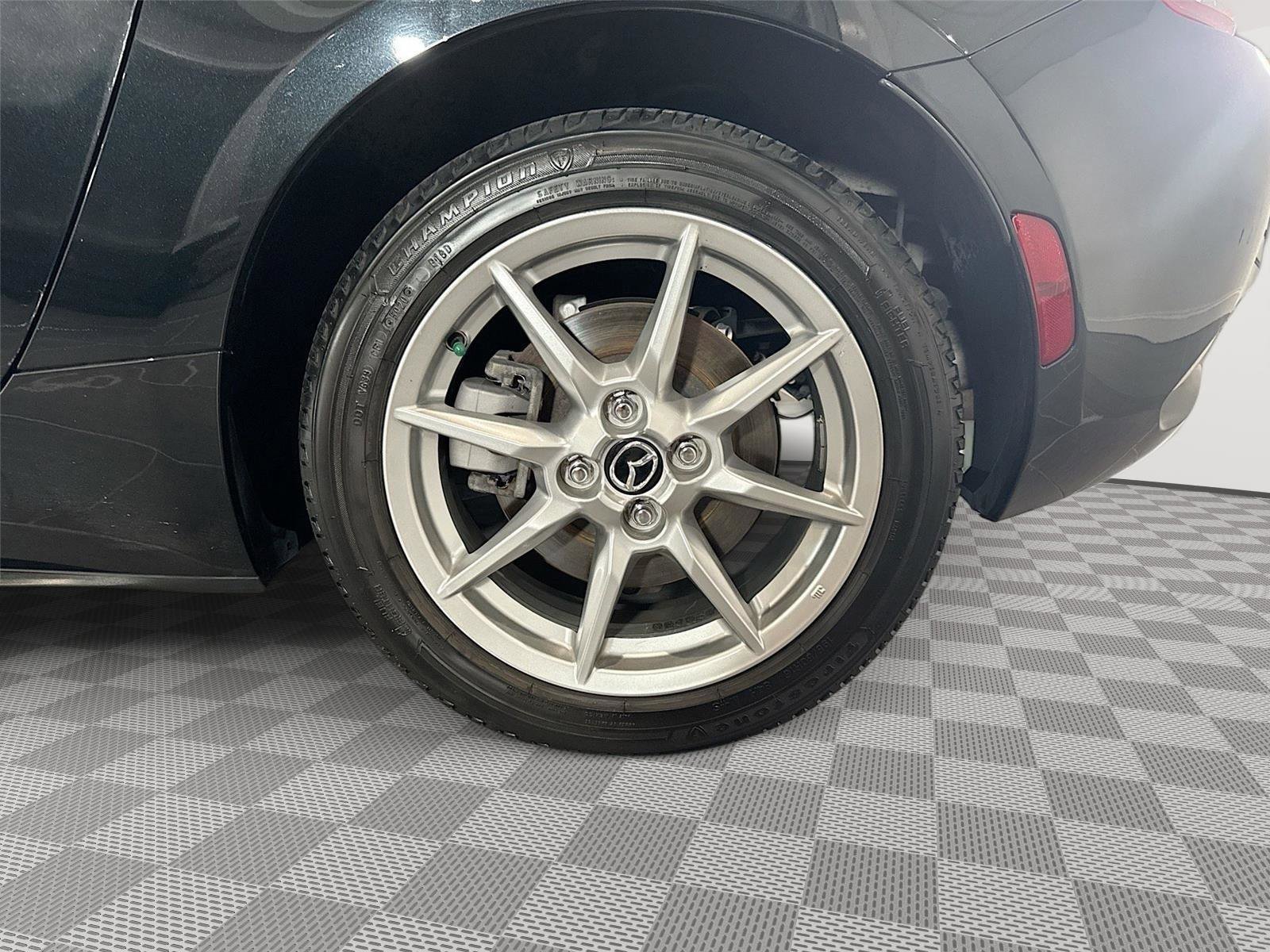 Used 2016 MAZDA MX-5 Miata Sport RWD image 26