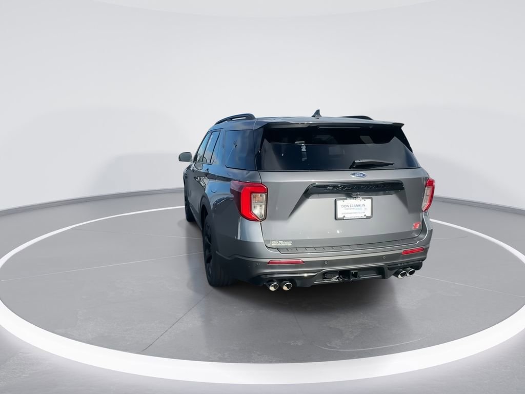 Used 2023 Ford Explorer ST w/ Equipment Group 401A image 7