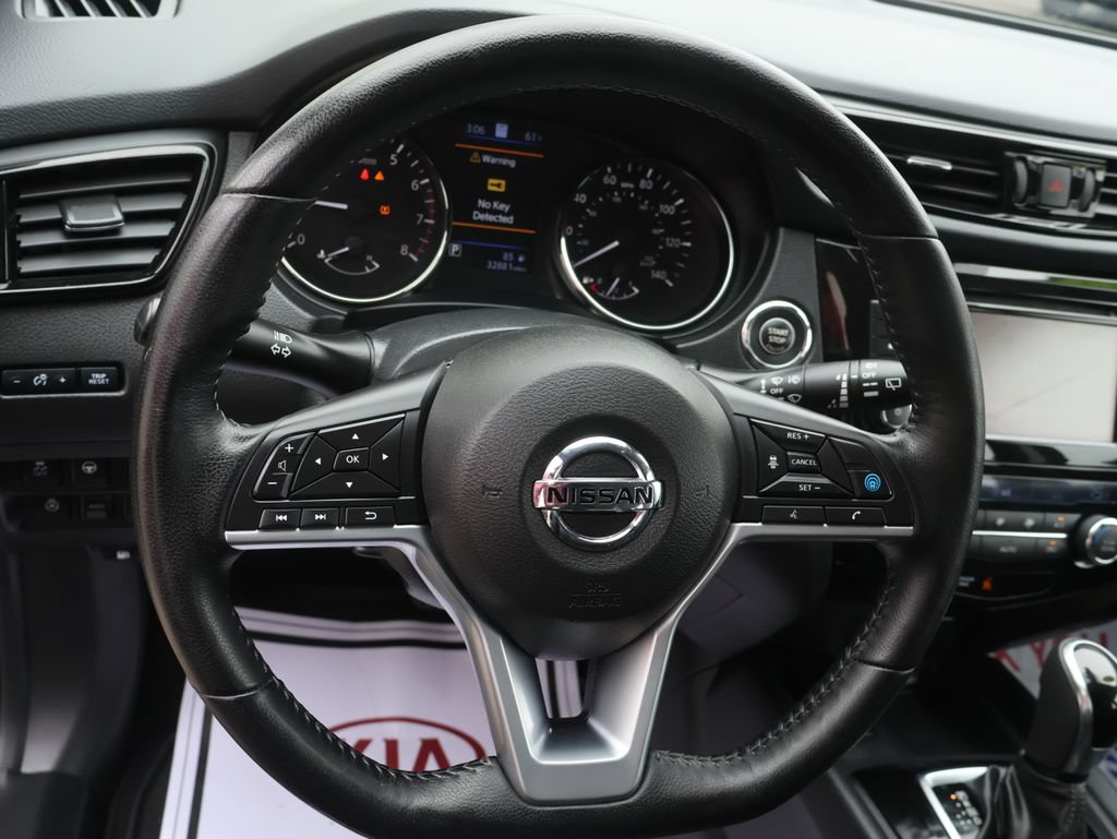 Used 2022 Nissan Rogue Sport SL AWD/4WD image 22