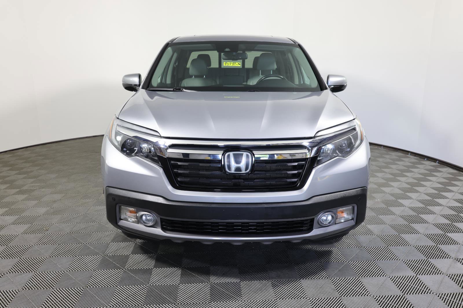 Used 2017 Honda Ridgeline RTL-E image 2
