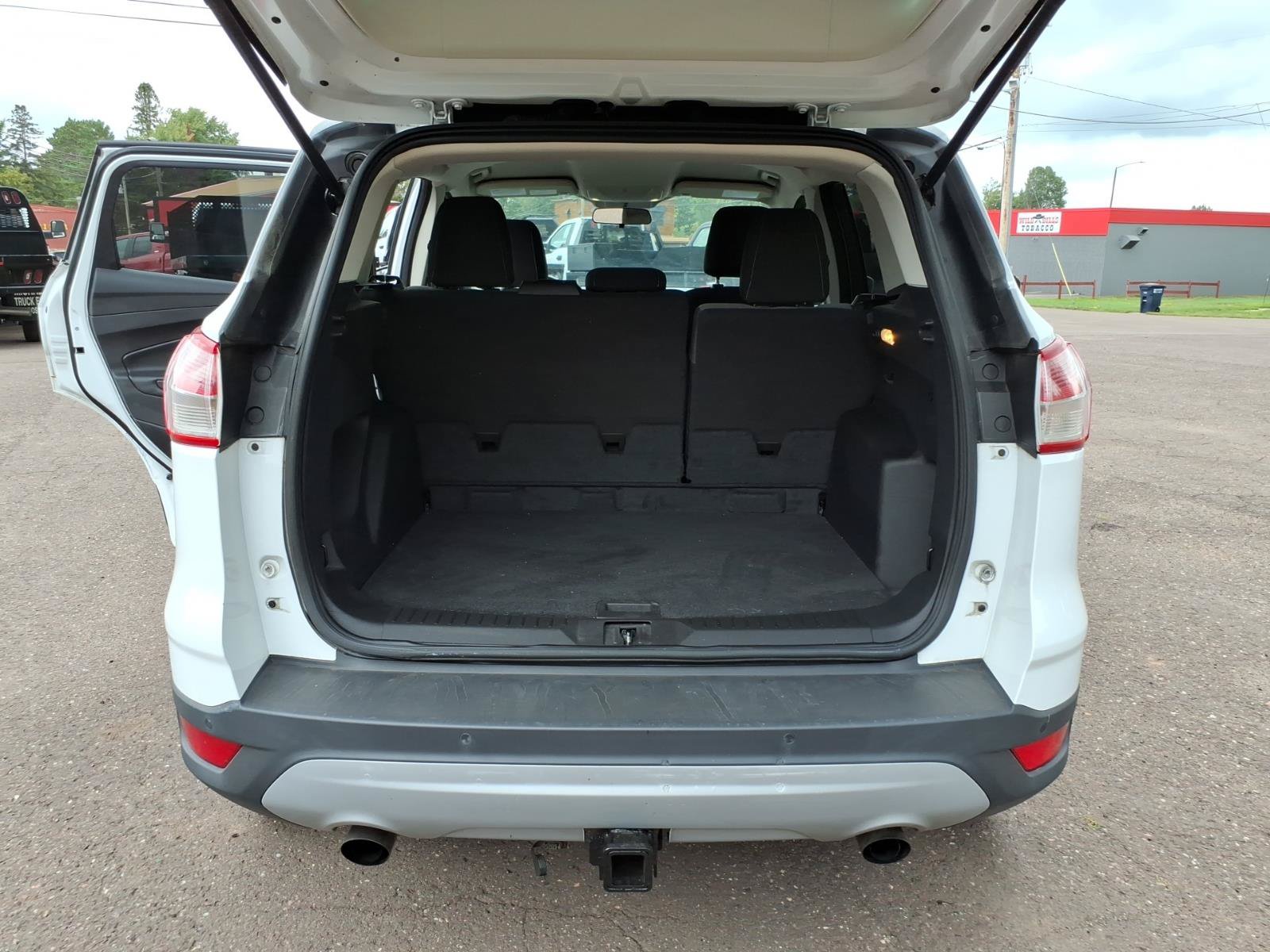 Used 2016 Ford Escape SE w/ Equipment Group 201A AWD/4WD image 12